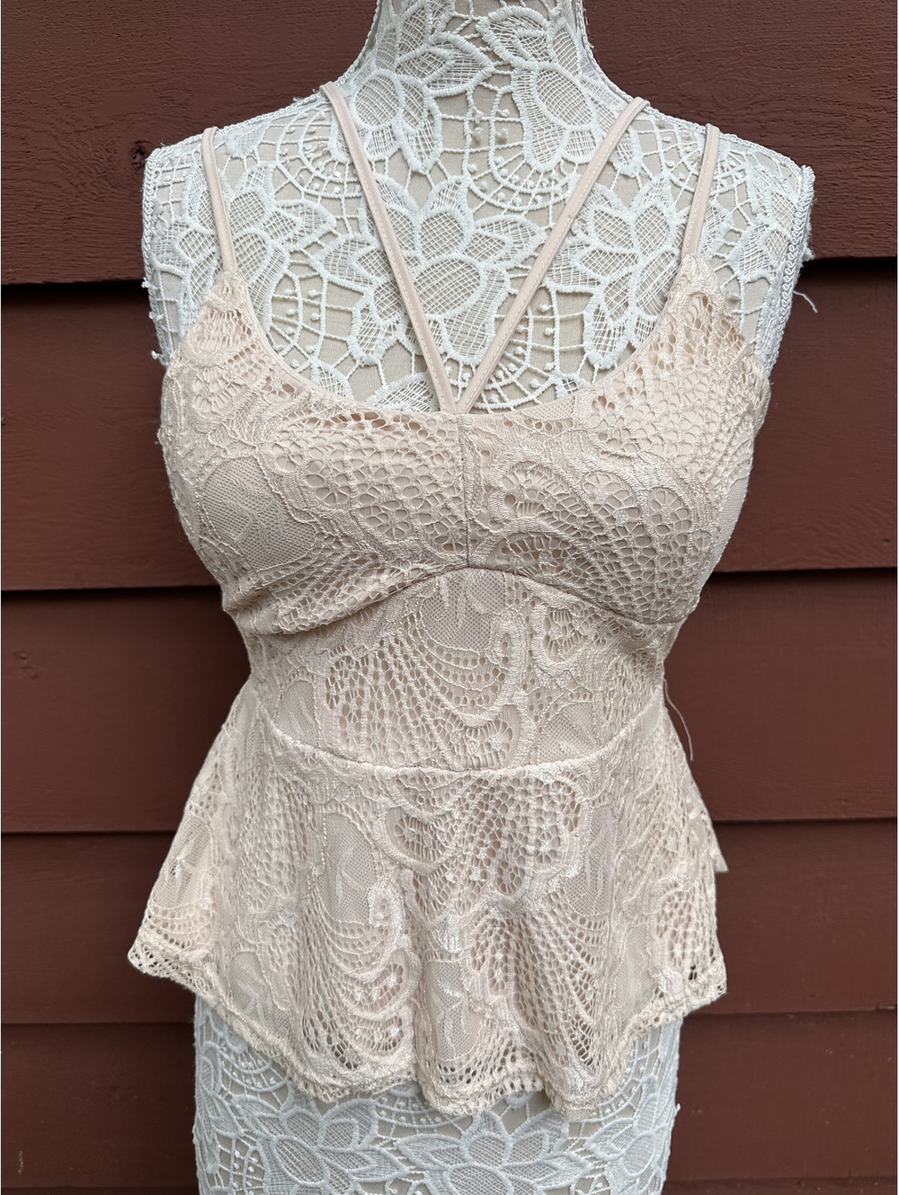 Rue 21 Y2K Lace Peplum Babydoll Camisole Top in Cream White Fairycore Coquette